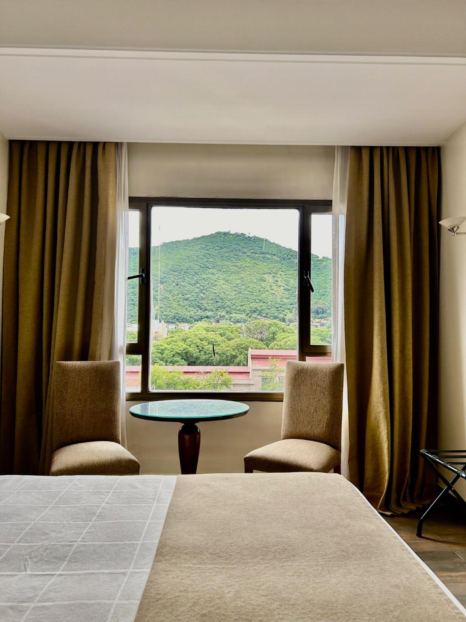 Almeria Hotel Salta